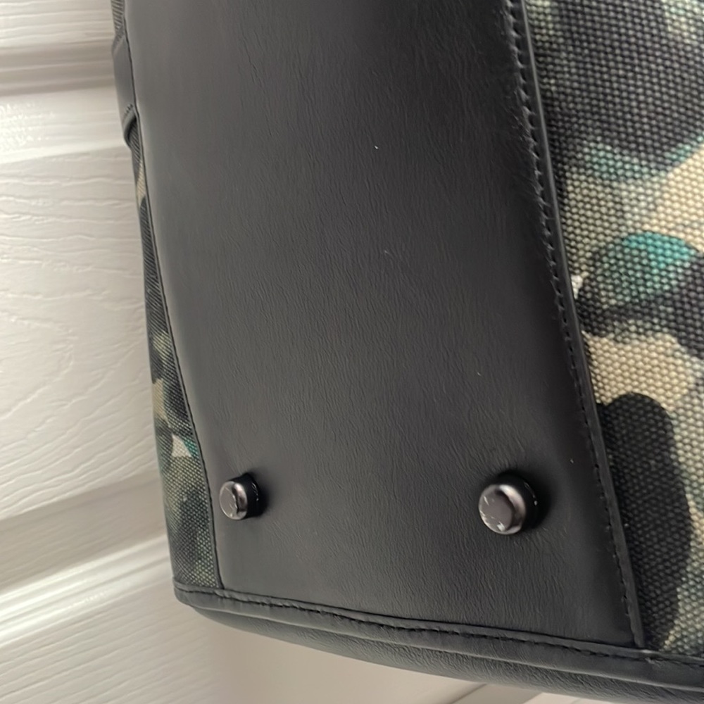 Coach Gotham Duffle Bag Camo Canvas Green Blue - Picture 7 of 16